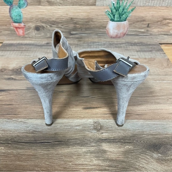 J. crew women’s suede leather peep toe heels stiletto beige neutral size 6.5 4” - Picture 2 of 11